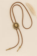 Collier bolo western vintage marron avec médaillon doré chapeau cowboy