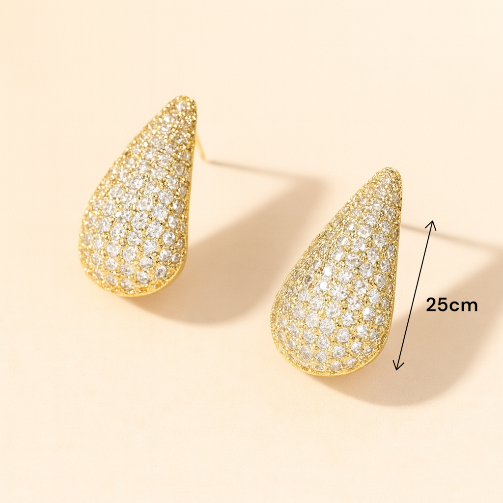 Boucles d’oreilles clous goutte dorées pour femme style chic pour soirée ou mariage