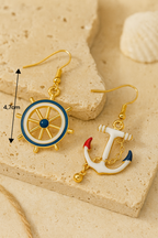 Boucles d’oreilles style marin à porter en été avec tenue plage ou marinière