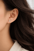 Boucles d’oreilles puces papillon dorées zircon transparent 1 cm