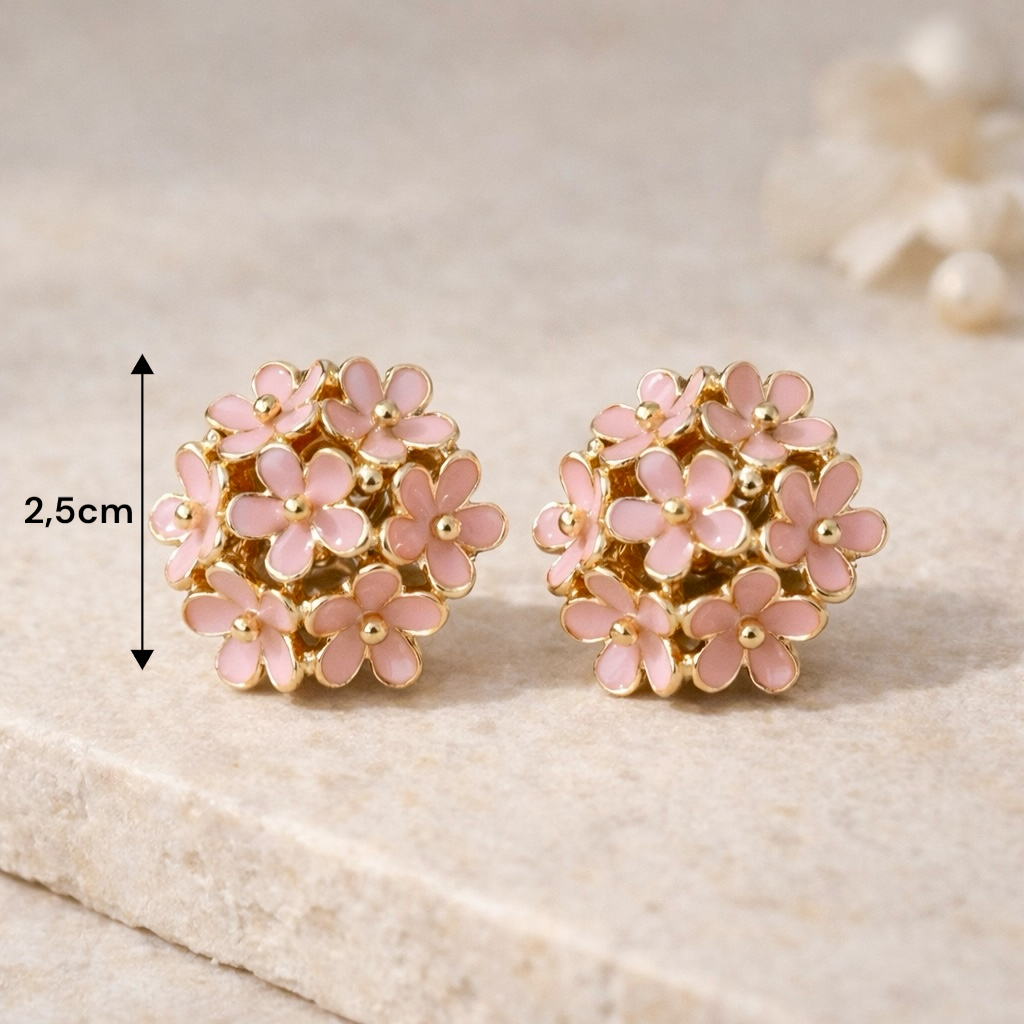Clous d’oreilles floraux roses pour femme à porter au quotidien ou en occasion