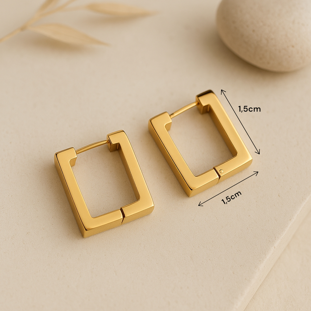 Boucles d’oreilles carrées minimalistes portées par une femme look chic quotidien