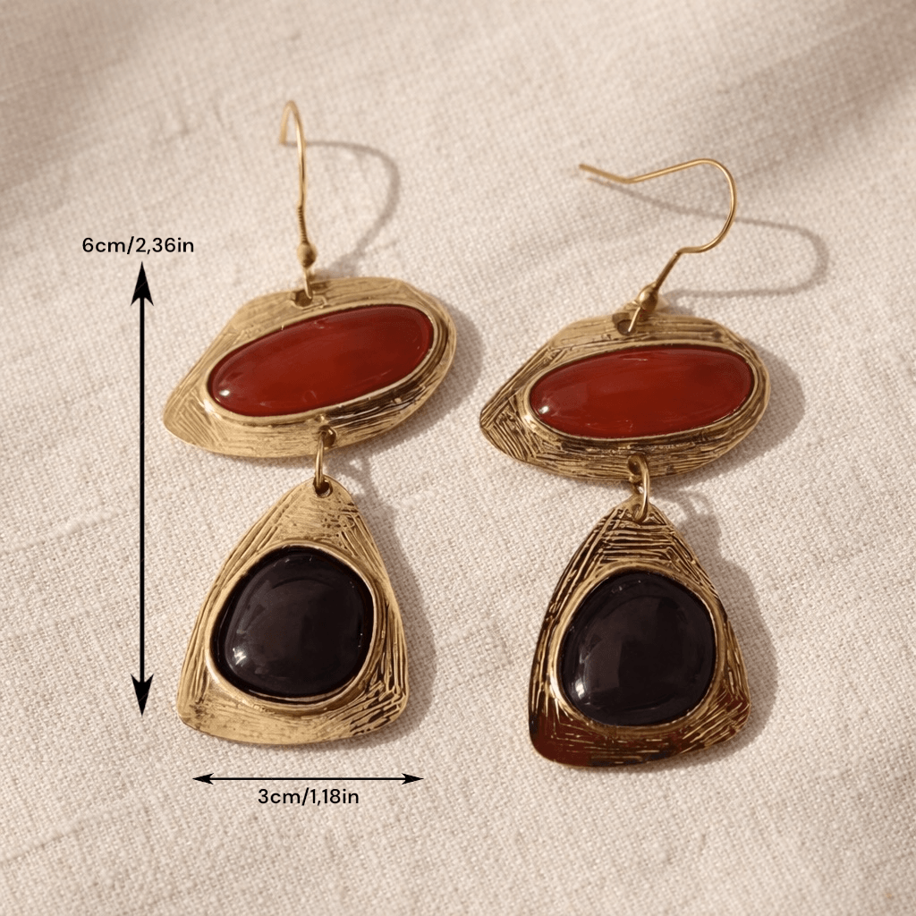 Boucles d’oreilles pendantes chic à porter avec une tenue de soirée ou de bureau
