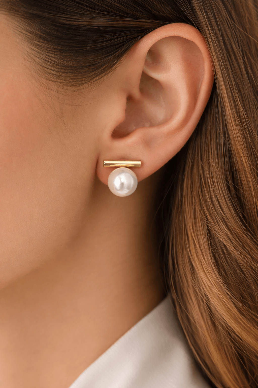 Boucles d'oreilles perle blanche barre dorée minimalistes en acier inoxydable